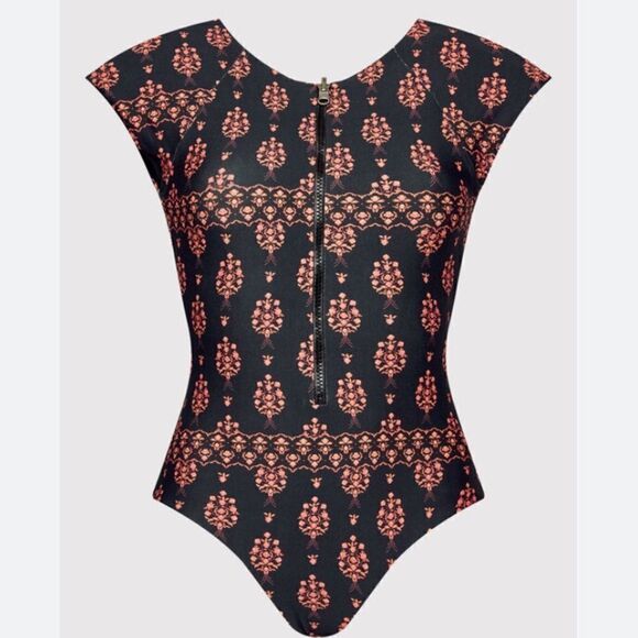 🔥Majji reversible zip up swim suit size Medium I’m a 6 fits PERFECTLY - Picture 3 of 7